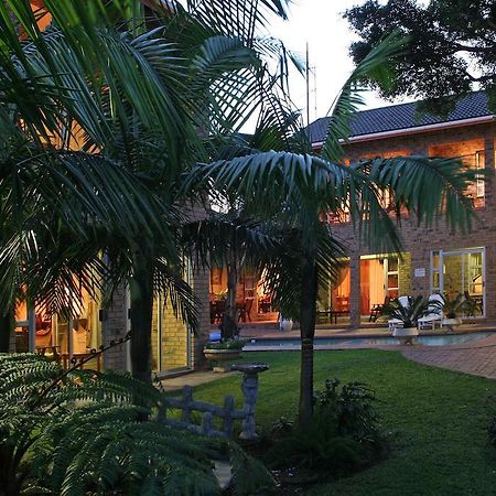 Duneside Guest House Richards Bay Exteriér fotografie