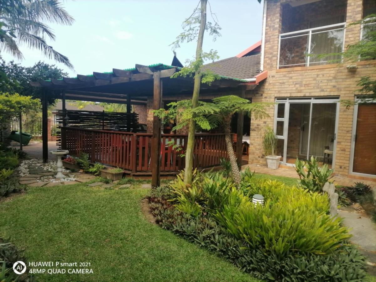 Duneside Guest House Richards Bay Exteriér fotografie